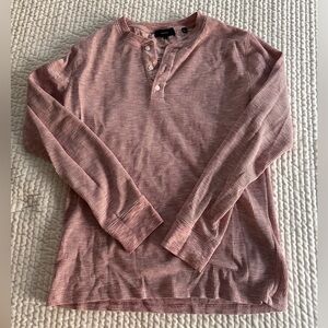Vince Henley men’s shirt size medium.